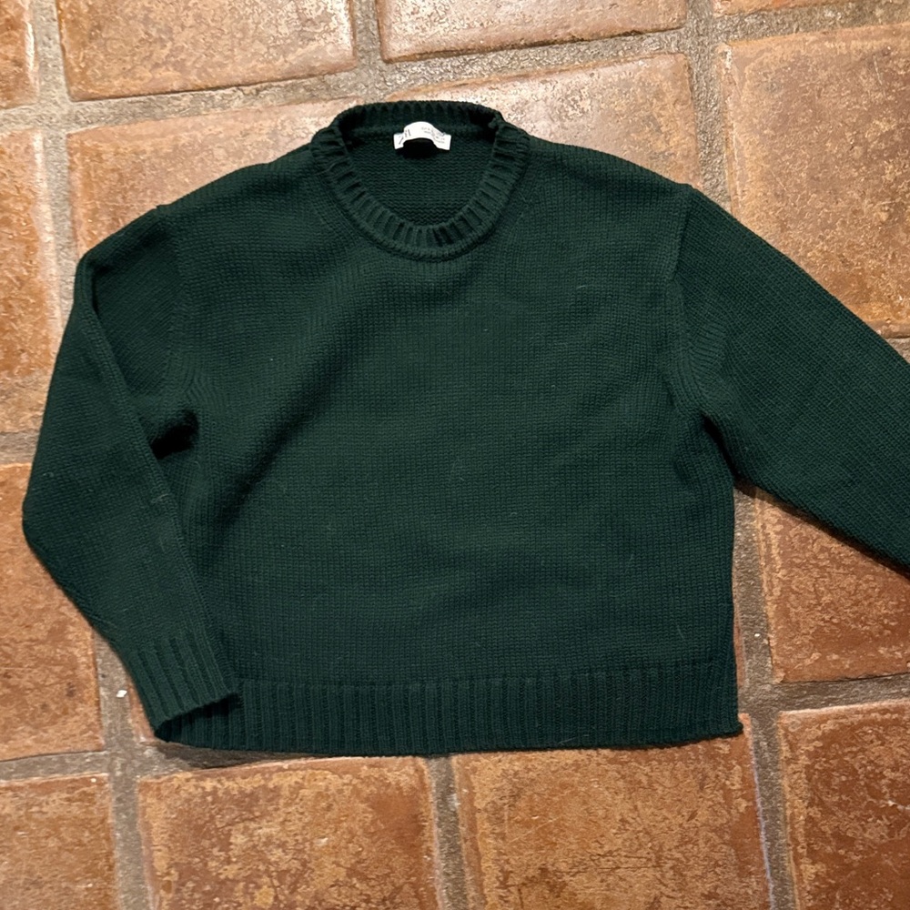Zara Women’s Forest Green Crewneck Sweater